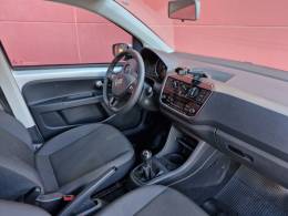 VOLKSWAGEN - UP - 2020/2020 - Prata - R$ 47.900,00
