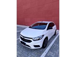 CHEVROLET - ONIX - 2021/2021 - Branca - R$ 62.900,00