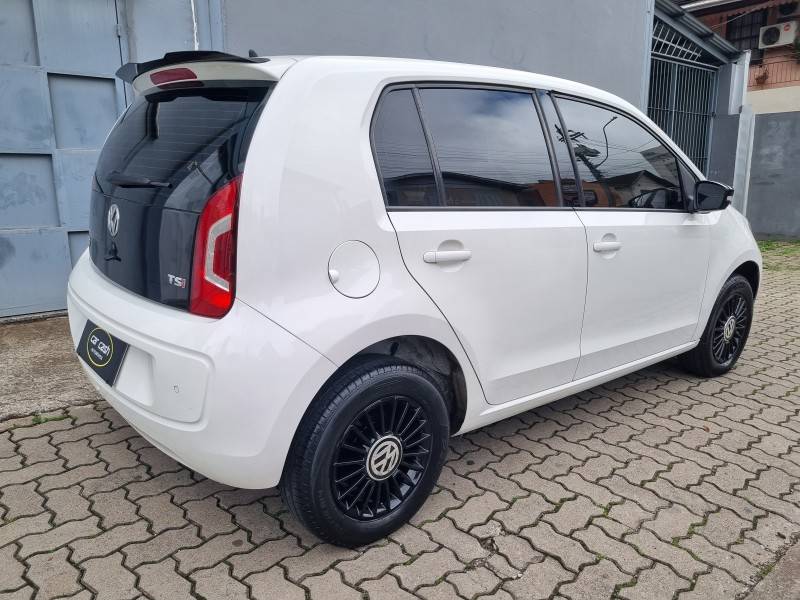 VOLKSWAGEN - UP - 2016/2016 - Branca - R$ 48.900,00