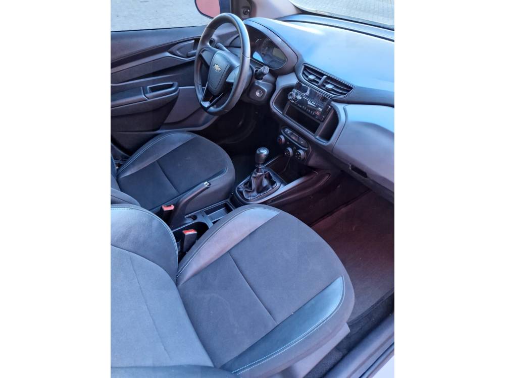 CHEVROLET - ONIX - 2021/2021 - Branca - R$ 62.900,00